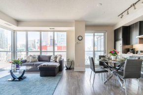Luxury High Rise 1BR Apt with Balcony and Netflix